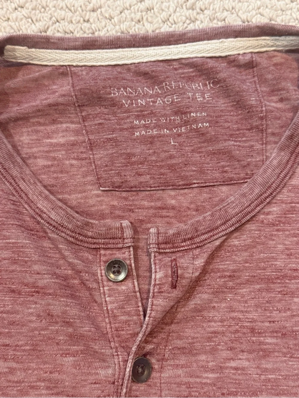 Lot of 6 Men's banana republic Henley & V-Neck Tees - Grey, Charcoal, Rust linen